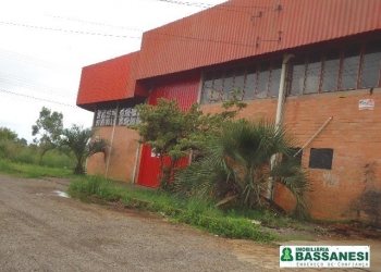Pavilhão com 248m², no bairro Interlagos em Caxias do Sul para Alugar