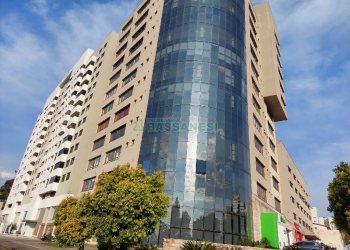 Sala com 380m², 2 vagas, no bairro Sanvitto em Caxias do Sul para Alugar ou Comprar