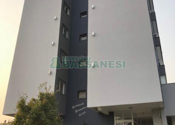 Apartamento com 70m², 2 dormitórios, 2 vagas, no bairro Interlagos em Caxias do Sul para Alugar