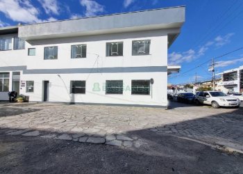 Loja com 154m², no bairro Cruzeiro em Caxias do Sul para Alugar