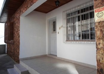 Casa com 200m², 3 dormitórios, 3 vagas, no bairro São Pelegrino em Caxias do Sul para Comprar