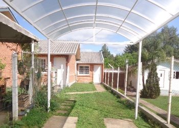 Casa com 50m², 2 dormitórios, no bairro Santa Catarina em Caxias do Sul para Comprar