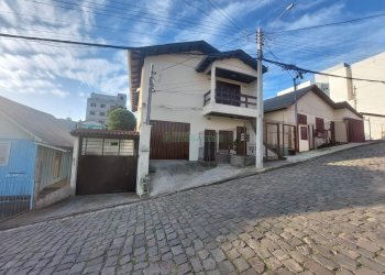 Apartamento com 94m², 2 dormitórios, 1 vaga, no bairro Interlagos em Caxias do Sul para Alugar