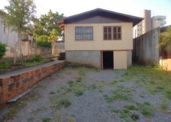 Casa com 75m², 3 dormitórios, no bairro Panazzolo em Caxias do Sul para Alugar