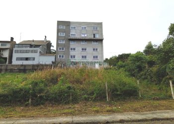 Terreno com 411m², no bairro Cinqüentenário em Caxias do Sul para Alugar