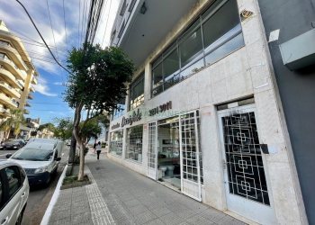 Loja com 315m², no bairro São Pelegrino em Caxias do Sul para Alugar