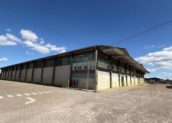 Pavilhão com 3000m², no bairro Cidade Nova em Caxias do Sul para Alugar