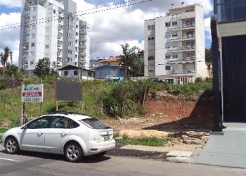 Terreno com 372m², no bairro Cinqüentenário em Caxias do Sul para Alugar