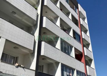 Kitinete Mobiliado com 21m², 1 dormitório, no bairro Centro em Caxias do Sul para Alugar