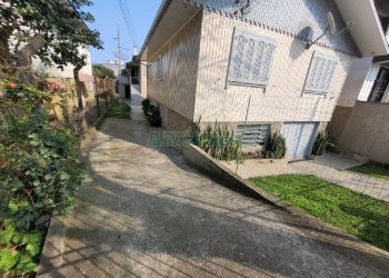 Casa com 80m², 3 dormitórios, 1 vaga, no bairro Rio Branco em Caxias do Sul para Alugar