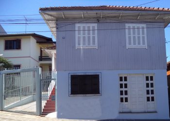 Casa com 66m², 3 dormitórios, no bairro Rio Branco em Caxias do Sul para Alugar