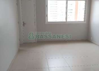 Sala com 58m², no bairro Centro em Caxias do Sul para Alugar