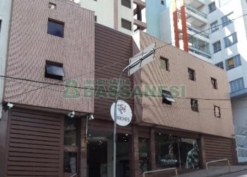 Apto Mobiliado com 59m², 1 dormitório, 1 vaga, no bairro Centro em Caxias do Sul para Alugar