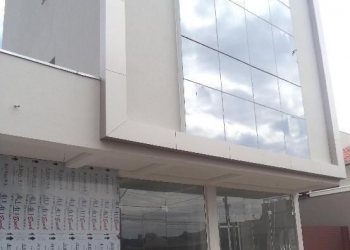 Sala com 34m², 1 vaga, no bairro Santa Catarina em Caxias do Sul para Alugar