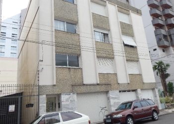 Apartamento com 212m², 3 dormitórios, 5 vagas, no bairro São Pelegrino em Caxias do Sul para Comprar