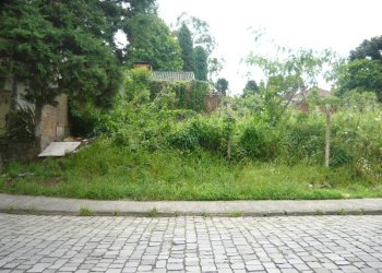 Terreno com 500m², no bairro Madureira em Caxias do Sul para Comprar