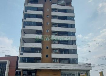 Apartamento com 105m², 3 dormitórios, 2 vagas, no bairro Sagrada Família em Caxias do Sul para Alugar
