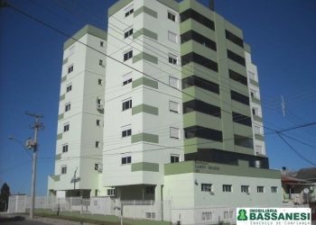Apartamento com 87m², 2 dormitórios, 1 vaga, no bairro Charqueadas em Caxias do Sul para Comprar
