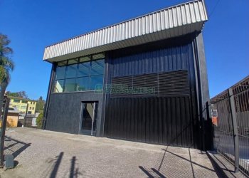 Pavilhão com 210m², no bairro Floresta em Caxias do Sul para Alugar