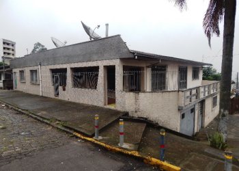 Casa com 100m², 3 dormitórios, 2 vagas, no bairro Planalto em Caxias do Sul para Alugar