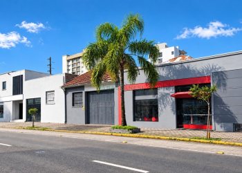 Pavilhão com 363m², no bairro Lourdes em Caxias do Sul para Alugar