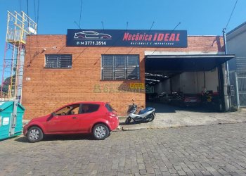 Pavilhão com 437m², no bairro Lourdes em Caxias do Sul para Alugar ou Comprar