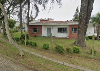 Casa com 240m², 3 dormitórios, 1 vaga, no bairro Cinqüentenário em Caxias do Sul para Comprar