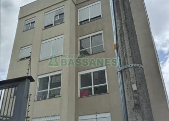 Apto Mobiliado com 40m², 1 dormitório, 1 vaga, no bairro Presidente Vargas em Caxias do Sul para Comprar