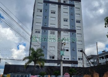 Apartamento com 106m², 3 dormitórios, 2 vagas, no bairro Panazzolo em Caxias do Sul para Comprar