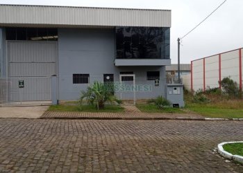 Pavilhão com 400m², no bairro São Cristóvão em Caxias do Sul para Alugar