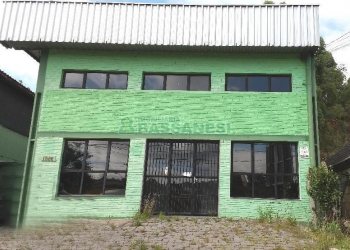 Pavilhão com 210m², no bairro Universitário em Caxias do Sul para Alugar