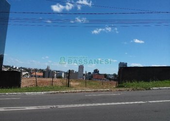 Terreno com 2350m², no bairro Lourdes em Caxias do Sul para Alugar