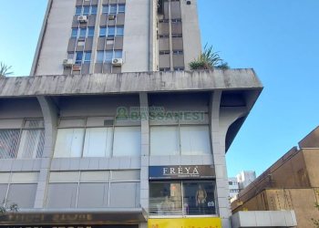 Sala com 38m², no bairro São Pelegrino em Caxias do Sul para Alugar