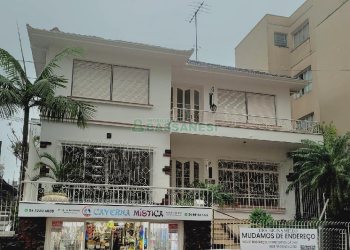 Casa Comercial com 220m², no bairro Centro em Caxias do Sul para Alugar