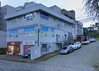 Sala com 55m², 1 vaga, no bairro Vinhedos em Caxias do Sul para Comprar