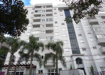 Apartamento com 73m², 2 dormitórios, 1 vaga, no bairro Pio X em Caxias do Sul para Alugar