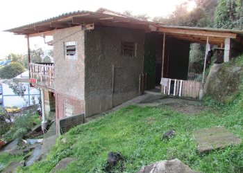 Casa com 80m², 3 dormitórios, no bairro Fatima em Caxias do Sul para Comprar