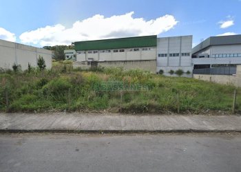 Terreno com 580m², no bairro Sanvitto em Caxias do Sul para Comprar