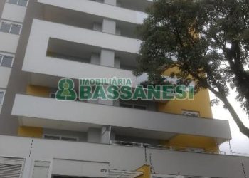 Apartamento com 108m², 3 dormitórios, 2 vagas, no bairro Madureira em Caxias do Sul para Comprar