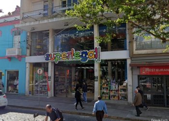 Loja com 1100m², no bairro São Pelegrino em Caxias do Sul para Alugar ou Comprar