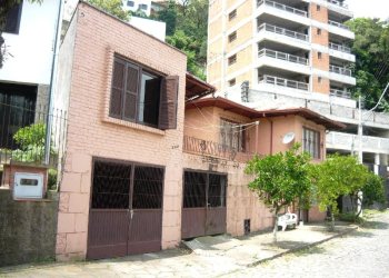 Casa com 180m², 3 dormitórios, no bairro São Leopoldo em Caxias do Sul para Comprar