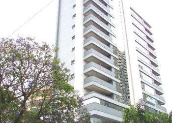 Loja com 120m², no bairro Centro em Caxias do Sul para Comprar