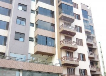 Apto Mobiliado com 85m², 2 dormitórios, 1 vaga, no bairro Centro em Caxias do Sul para Alugar