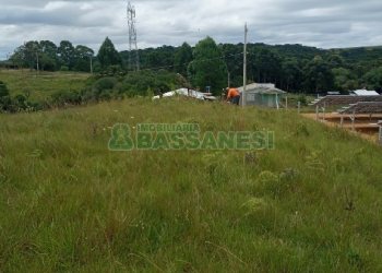 Chácara, no bairro Apanhador em Caxias do Sul para Comprar