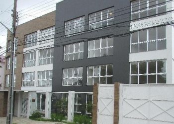 Apto Mobiliado com 53m², 1 dormitório, 1 vaga, no bairro Petrópolis em Caxias do Sul para Alugar
