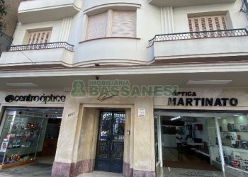Apartamento com 102m², 3 dormitórios, no bairro Centro em Caxias do Sul para Comprar