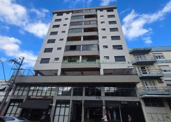 Apartamento com 58m², 1 dormitório, 1 vaga, no bairro Centro em Caxias do Sul para Comprar