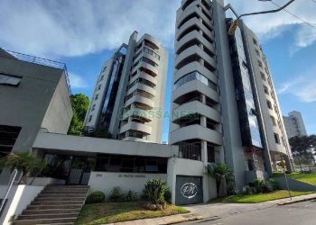 Apartamento com 266m², 3 dormitórios, 2 vagas, no bairro São Pelegrino em Caxias do Sul para Alugar