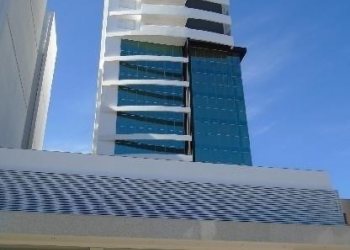 Apto Mobiliado com 40m², 1 dormitório, 1 vaga, no bairro Lourdes em Caxias do Sul para Alugar