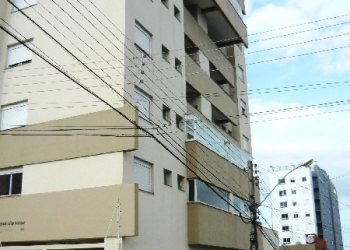 Apartamento com 68m², 2 dormitórios, 1 vaga, no bairro Charqueadas em Caxias do Sul para Comprar